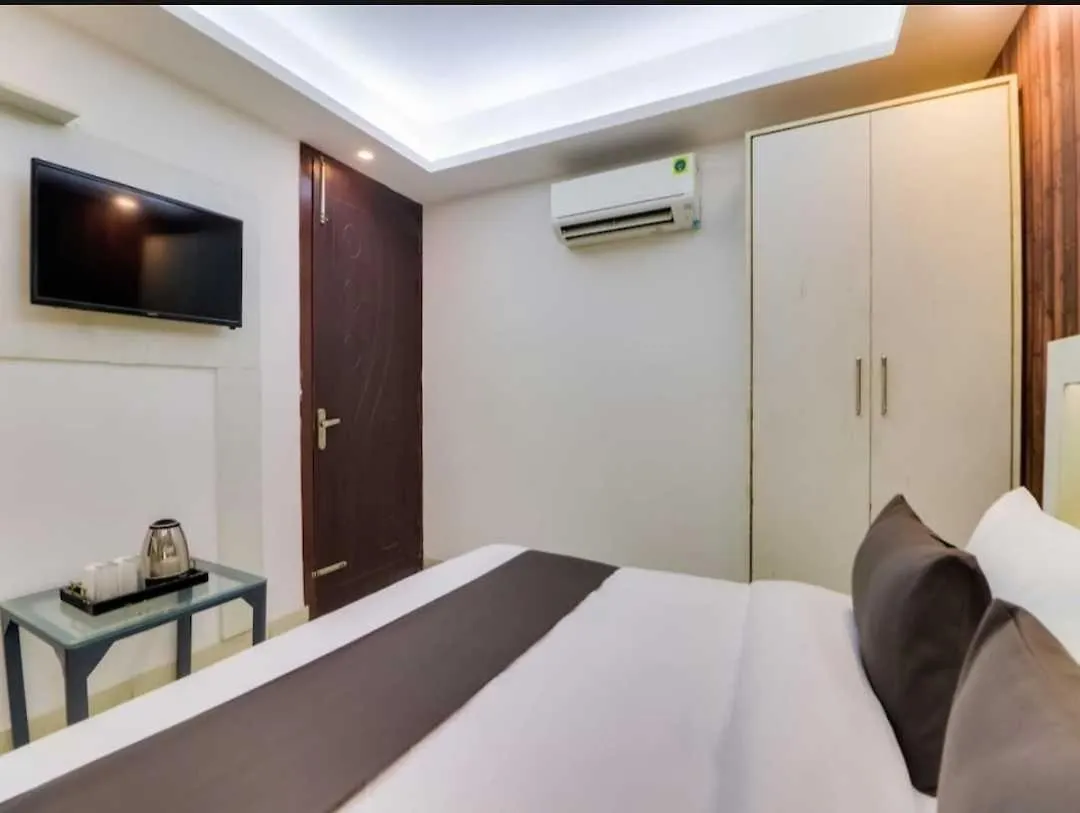 Hotel O Galaxy Stay New Delhi