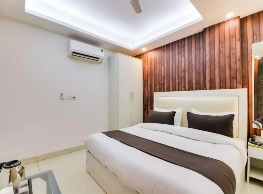 Hotel O Galaxy Stay New Delhi