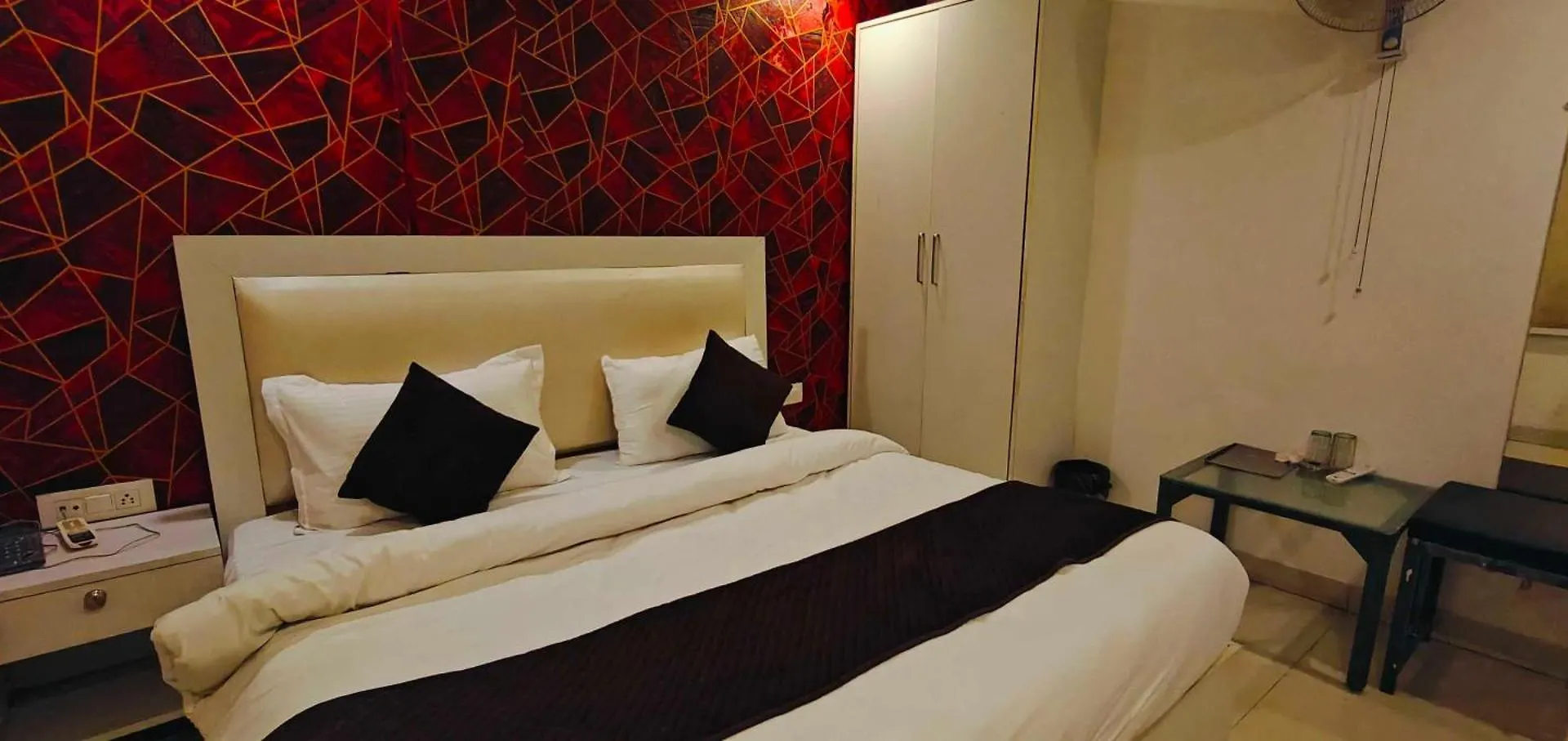 Hotel O Galaxy Stay New Delhi